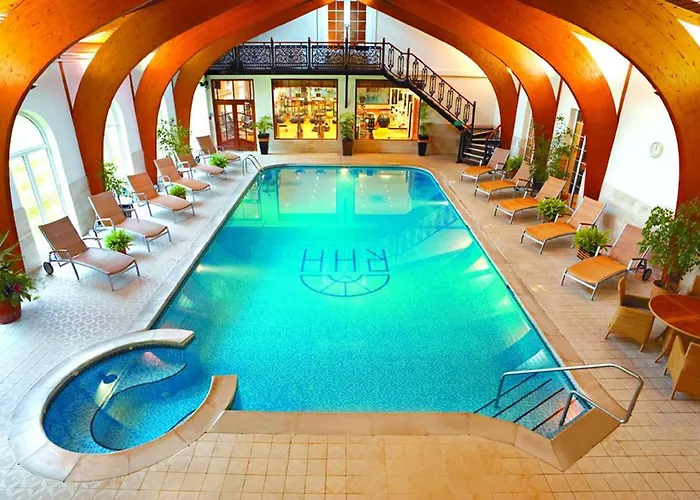 Rowton Hall And SpaSpa Hotel